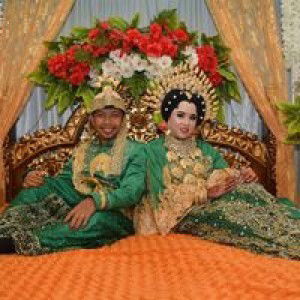 Nurhasanah profile icon