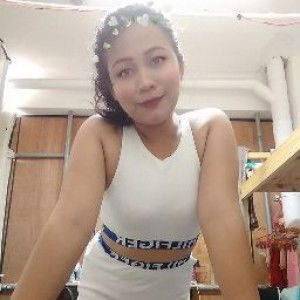 rom's crazy vlog's profile icon