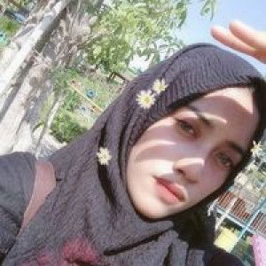 Ratih Dwi profile icon