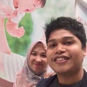 Ade Nadia profile icon