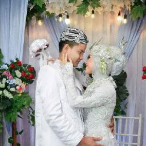 Sugiriana profile icon