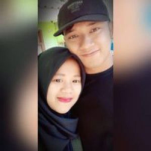 Rini Ayu profile icon