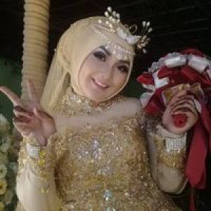 Kurrotu Aini profile icon