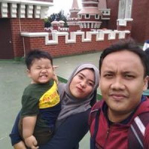 Efi Nurul Handayani profile icon