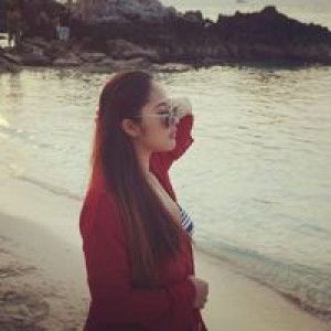 Bee Chalida profile icon