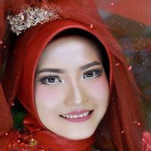 Ella Fitriana profile icon