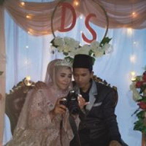 Dewi latifatul M profile icon