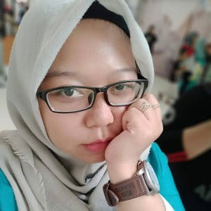 Essy Widyanti Putri profile icon