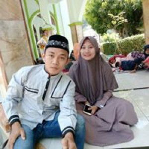 UswatunKh profile icon