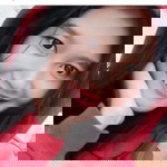 Juli Yanti profile icon