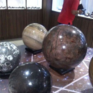 Nur Atikah profile icon