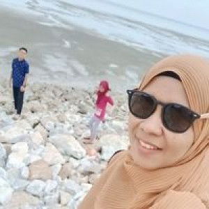 Umie Kamarulzaman profile icon