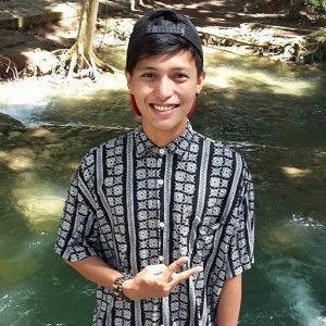 indri fazriyanti profile icon