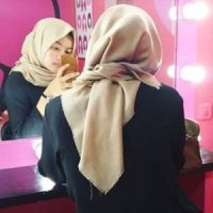 Nuraini Hasna profile icon