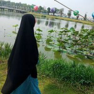 Lhia Ummu Sarah profile icon