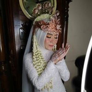 Endar Restiani profile icon