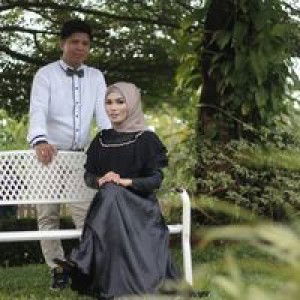 Revita Sari profile icon