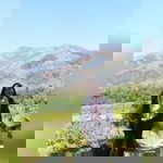 Maris Loza profile icon