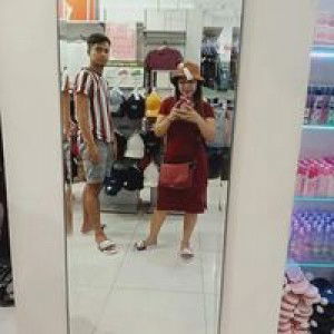 Syrine Francisco profile icon