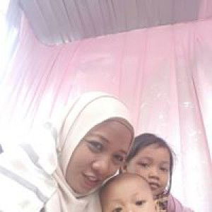 Rini Ambarwati profile icon