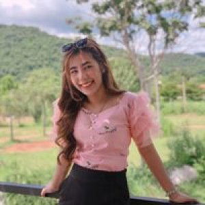 Petcharat Preechakul profile icon