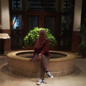 lisa agustina profile icon