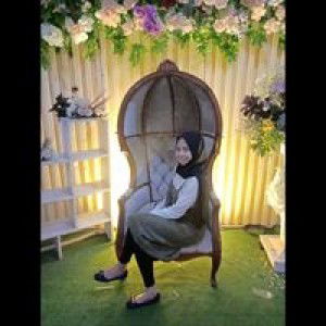 Devina Putri profile icon