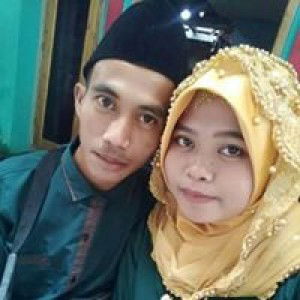 Fitri Ani profile icon