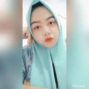 Tyas Desember profile icon