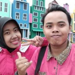 Dewie Suryani profile icon