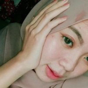 Desi Ratnasari profile icon