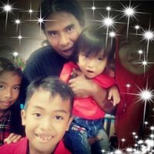 Dwi Ariyanti profile icon