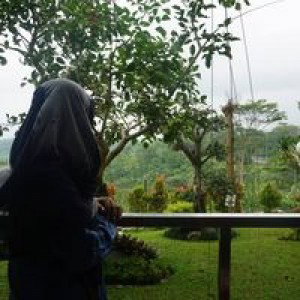 Fitri Laviaa profile icon