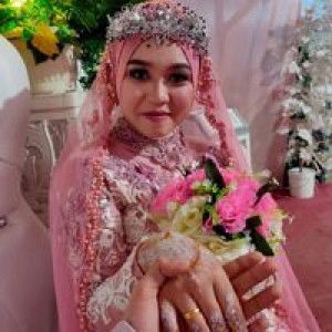 Rema Agustina profile icon