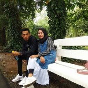 Eem Suryani profile icon