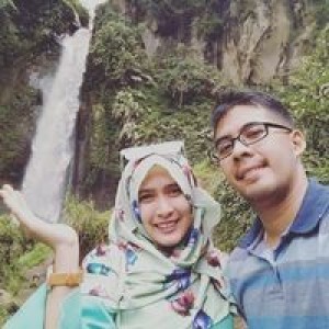 Ayu Dinie profile icon