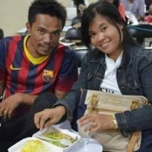 Mom's Dela BrHombing profile icon