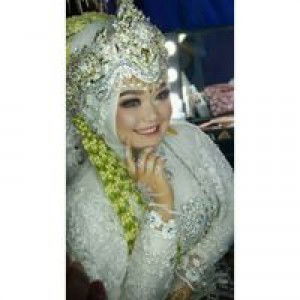 Dwi Antika Oktaviani Yasmin profile icon