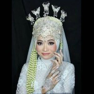 Arni Sulastri profile icon