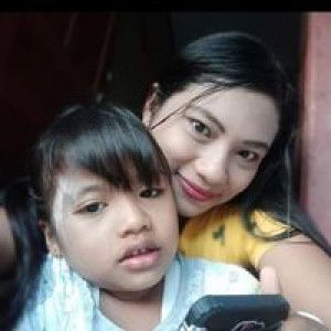 Nining Wahyuni profile icon