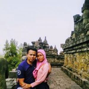 Desi Umbara profile icon