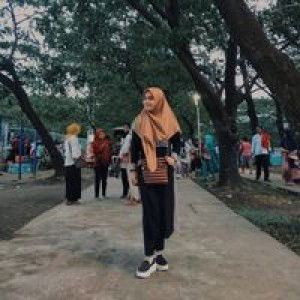 Risma Ridhayanti Talae profile icon