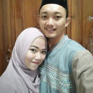 Siti Yuliana profile icon