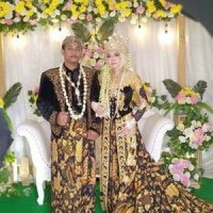 Fifitri Zuliani profile icon