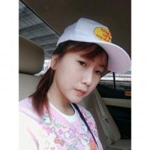 Praew AU profile icon