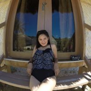 Nikki Herrera profile icon