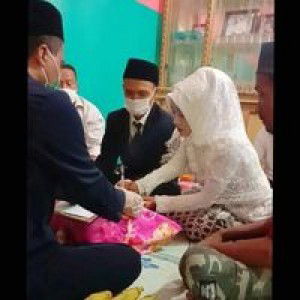 Delin Putri Wahyudi profile icon