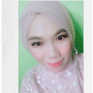 Devi Graha wahyuni profile icon