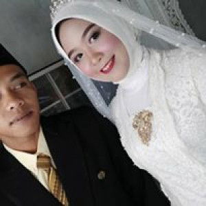 Hesti Nuryani profile icon