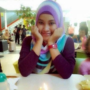 qurotu ainie profile icon